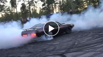 EPIC MUSCLE CAR BURNOUTS!! Plymouth GTX - Road Runner - Dodge Coronet
