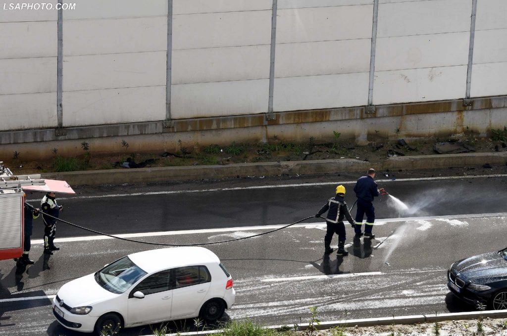 PERGJ*KEN RRUGET! Po kalonte trafikndarëset në këmbë / I riu përplaset për VDEKJE tek Unaza e Madhe në Tiranë