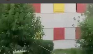 Tr*nditet Tirana, 30 vjecari h*dhet nga godina ne QS, vd*s ne vend