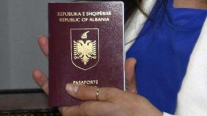 63A78704-F141-4A4A-8E46-B0D864BADF9F_w1597_n_r1_s-e1543847132708-780x439