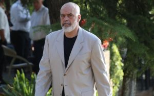 Pritet tjeter “termet”, Rama rikthehet me lëvizje të forta me kabinetin në Dajt, çfarë pritet të ndodhë