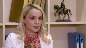 Detektivja ngel pa fjalë! Erdhi një zonjë kërkoi të ndiqnim burrin, por ja me ke e tr*dhtonte