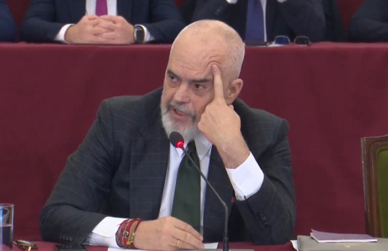 Edi Rama u jep ultimatum pronareve te lokaleve ne vend: Hiqini shpejt ose