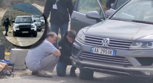 Edoardo-Sarchi-vrasje-makine