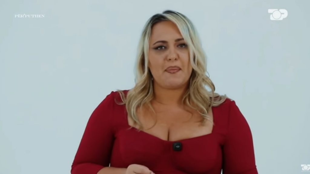 “Në shtrat dua shumë s*ks”/ Njihuni me vajzën e “Për’puthen” që ‘t*rrorizoi’ djemtë: Nuk dua brekëgrisur…