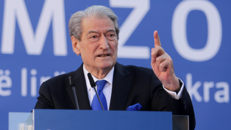A do të japë dorëheqjen apo do rikandidojë në zgjedhjet e 2029? Berisha shtang me përgjigjen