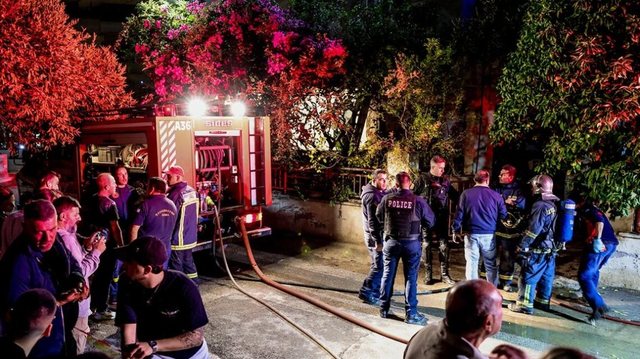 Djali d*g të gj*llë nënën dhe xhaxhain në Greqi, më pas hdhet nga ballkoni, i zuri duke..??