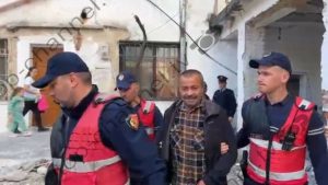 “Nuk del gj*llë nga salla kush më dënon nipin”/ Reagon bujshem familja e Gjovalin Shkambit