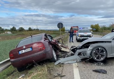 Aksident tr agjik, ne gjendje te rende disa persona