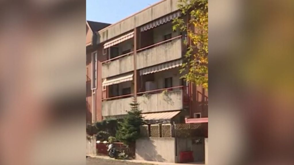 E RËNDË ne vendin me mijera shqiptare/ 41-vjeçari vr*t me th*kë ish-të dashurën