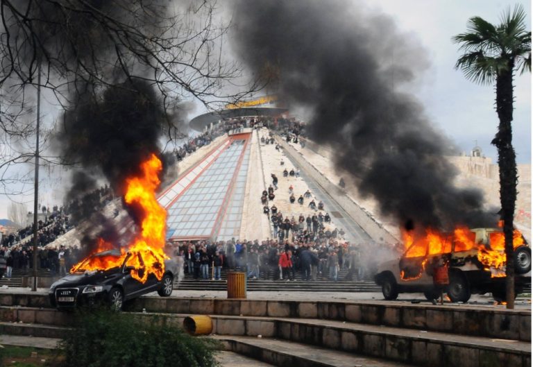 Kush eshte i penduari i SPAK? Gjyqtari i ’21 Janarit’ sh*kon me deklaraten e forte: Ngjarja e 21 Janarit eshte filmuar e gjitha! Do tr*nditeni…