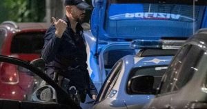 -640-0-9e9ddbdcb7c388f54445ae12baf1e61e