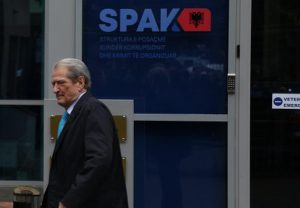 900-0-1739783921xsali-berisha-31-433x300-1-181