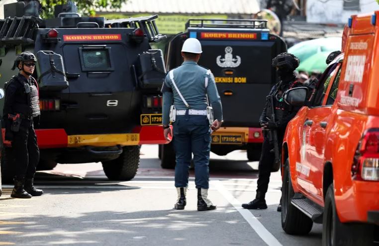 E rëndë/ Shpërthim në një xhami, mbi 50 persona të..