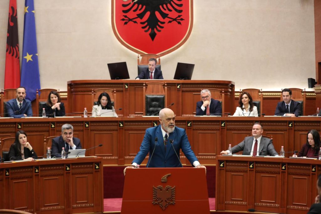 “Nga janari paga minimale do të jetë 500 euro”- Rama jep lajmin e mire, ja kush tjeter perfiton