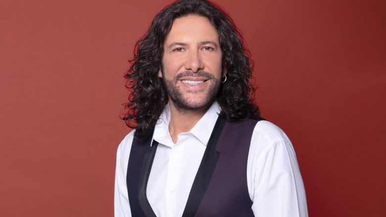 Nuk e shohim kurre ne publik! Yll bukurie, pak e dinin, ja kush eshte gruaja e njohur e kengetarit GENA