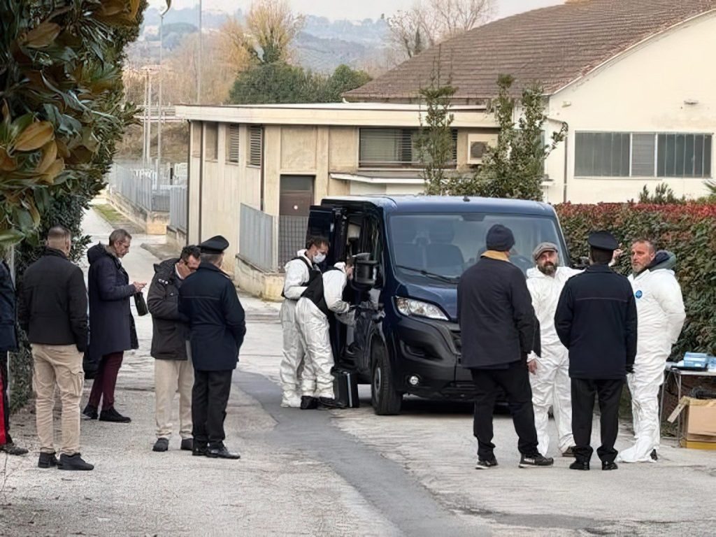Ngjarje tr*nditese në Itali / SHQIPTARJA rr*het për vd*kje nga bashkëshorti