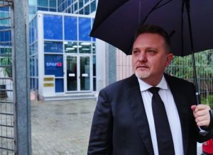 Nuk pritej kurrë! Aktori Julian Deda shkon në SPAK! Nuk ua merr mendja çfarë sapo deklaroi 900-0-1764939407xscreenshot-75-851-1