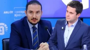 900-0-1764970644xdgdfg-786