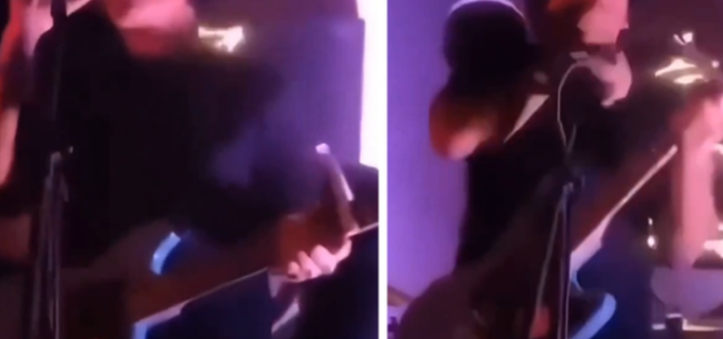 MOMENTE TM*RRI, këngëtari i njohur g*ditet nga rryma elektrike gjatë një performance (VIDEO)