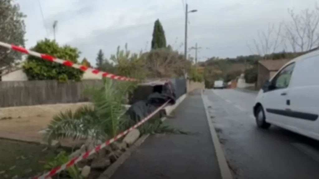 “Skishin shpresë sepse..”/ Aksidenti FATAL, makina del nga rruga dhe bie në pishinë, vd*sin 3 adoleshentët!
