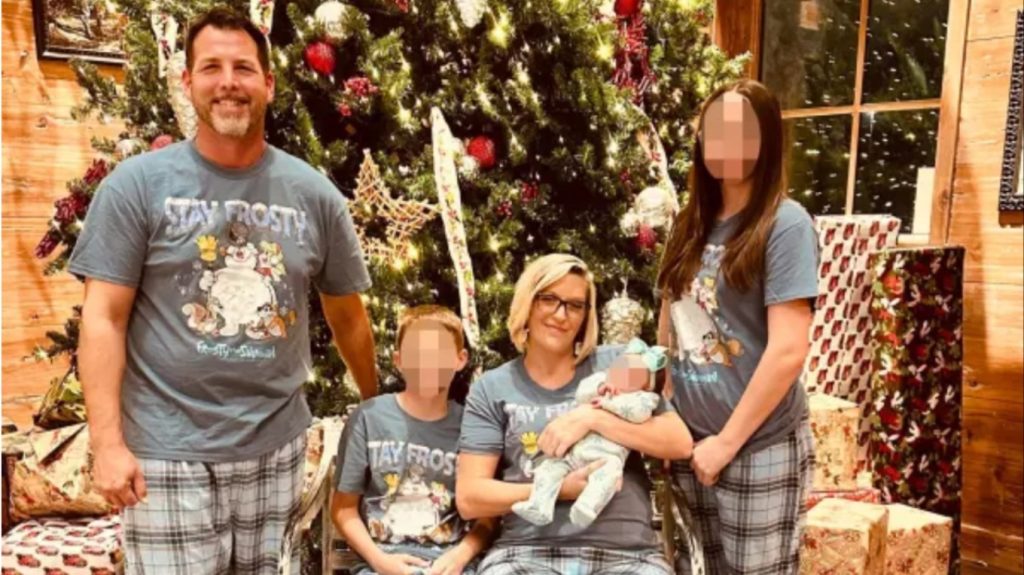 “Mos më qëllo!”- Tr*gjedi, 47-vjeçari i dehur vr*t bashkëshorten, plagos vajzën 13-vjeçare dhe më pas vetëvr*tet!