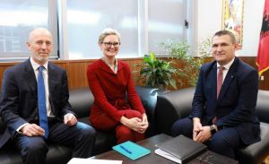 zmkfgkmgxk-1068x652-1