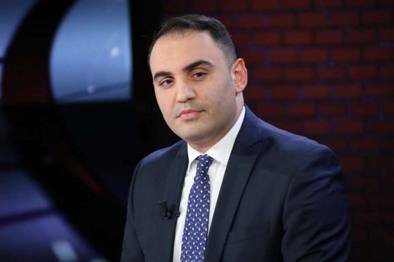 Belind Këlliçi në zi! Jep lajmin e trishtë