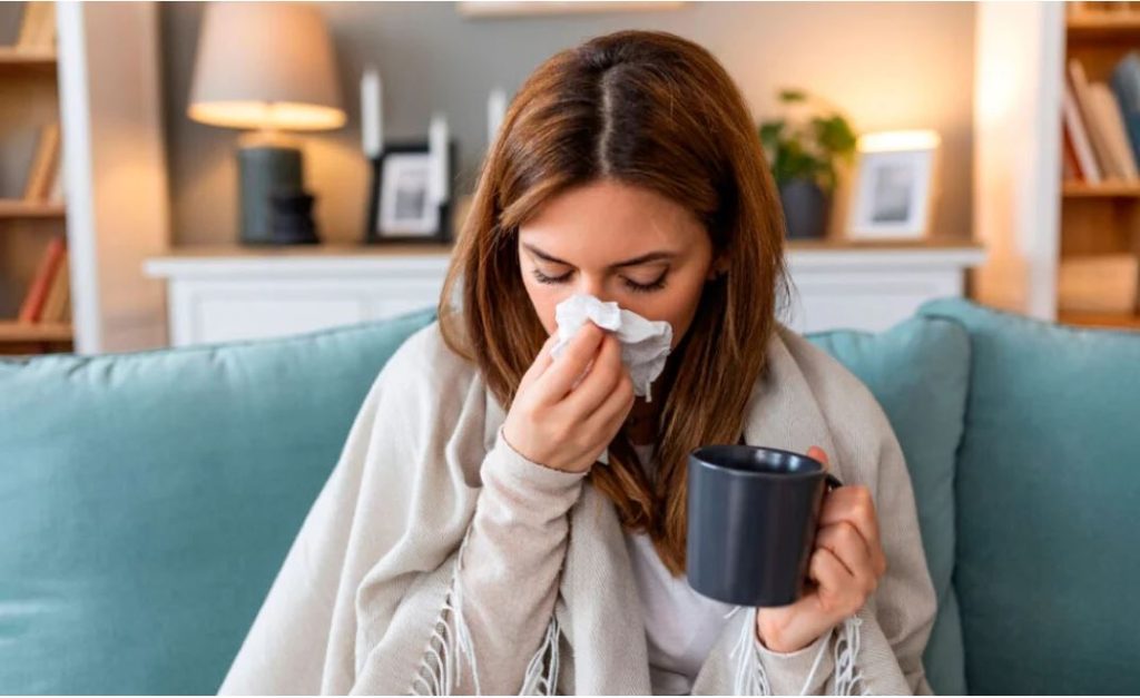 Epidemia e gripit gjunjëzon edhe Greqinë! Shifra të larta të prekurish ne..