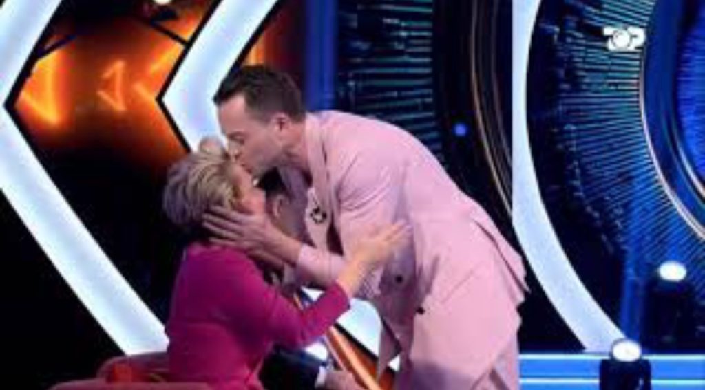 Batuta e Ledion Liços që la pa fjalë Monika Kryemadhin