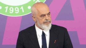 Nje-dite-pas-ndryshimeve-kryeministri-Rama-mbledh-neser-drejtuesit-politike