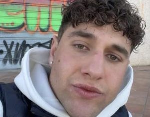 900-0-1776698609ximg-0655-556