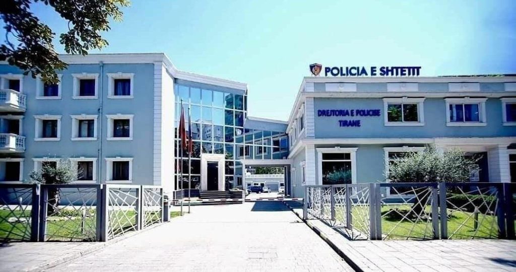 G oditi me grusht drejtorin e Ministrisë së Mjedisit, shpallet në kërkim një person