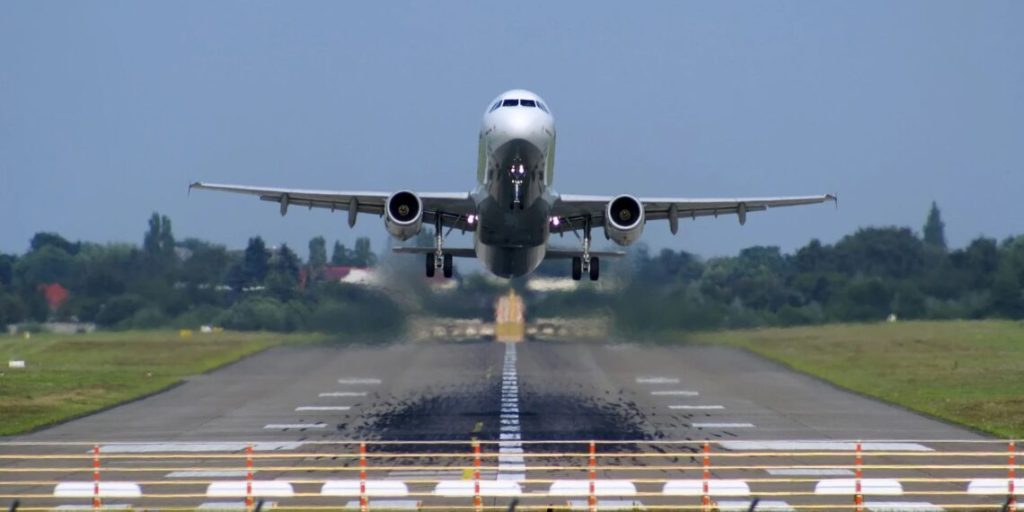 Nuk ka karburant për avionë! Anulohen qindra fluturime në Europë