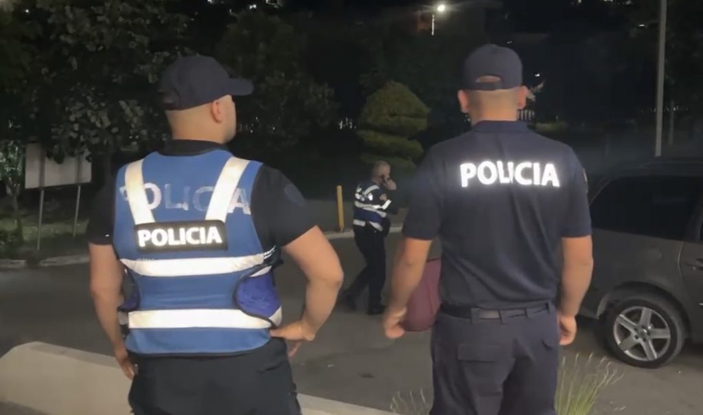 Të shtëna me a rmë në Vlorë, p lagoset RËNDË 44-vjeçari