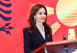 Kritikat e forta ndaj kryeministrit Rama, Spiropali: Jam dhe do jem në PS!