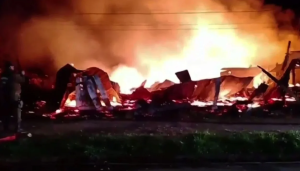 Përfshihet nga flakët azili i të moshuarve, 16 vik*ima