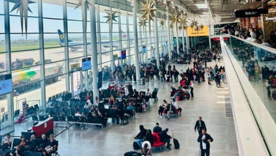 Aeroporti i Rinasit jep NJOFTIMIN E RËNDËSISHËM për pasagjerët, ja fluturimet që anulohen